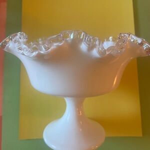White Glass Pedestal Bowl with Ruffled Edge